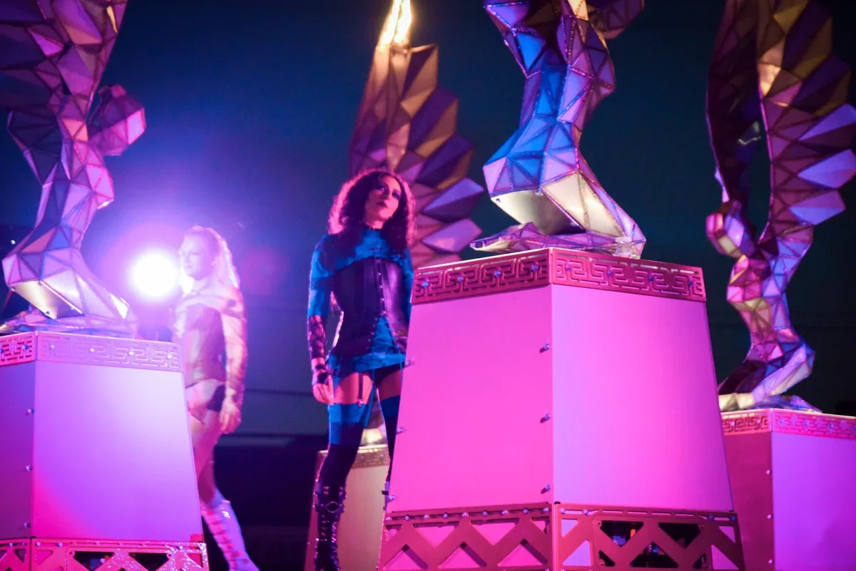 The Golden Calf, photo 15
